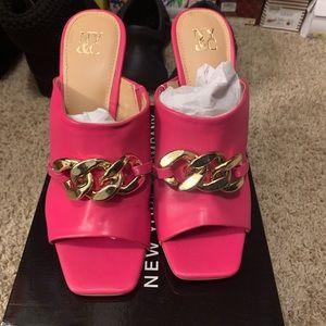 New York and company pink sandals